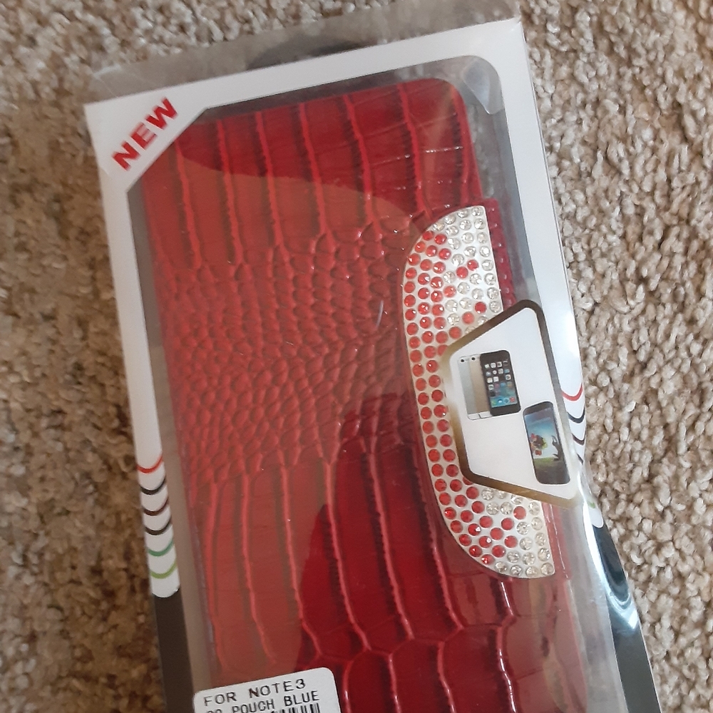 New in box!!! Phone case for a Note 3
